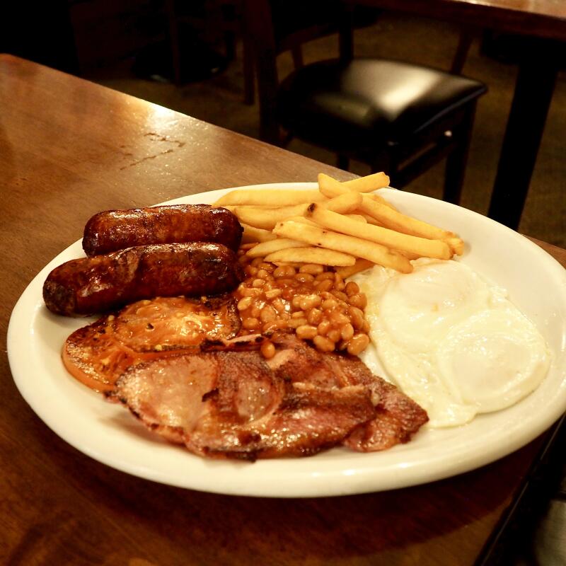 An English breakfast from Robin Hood British Pub in Sherman Oaks.