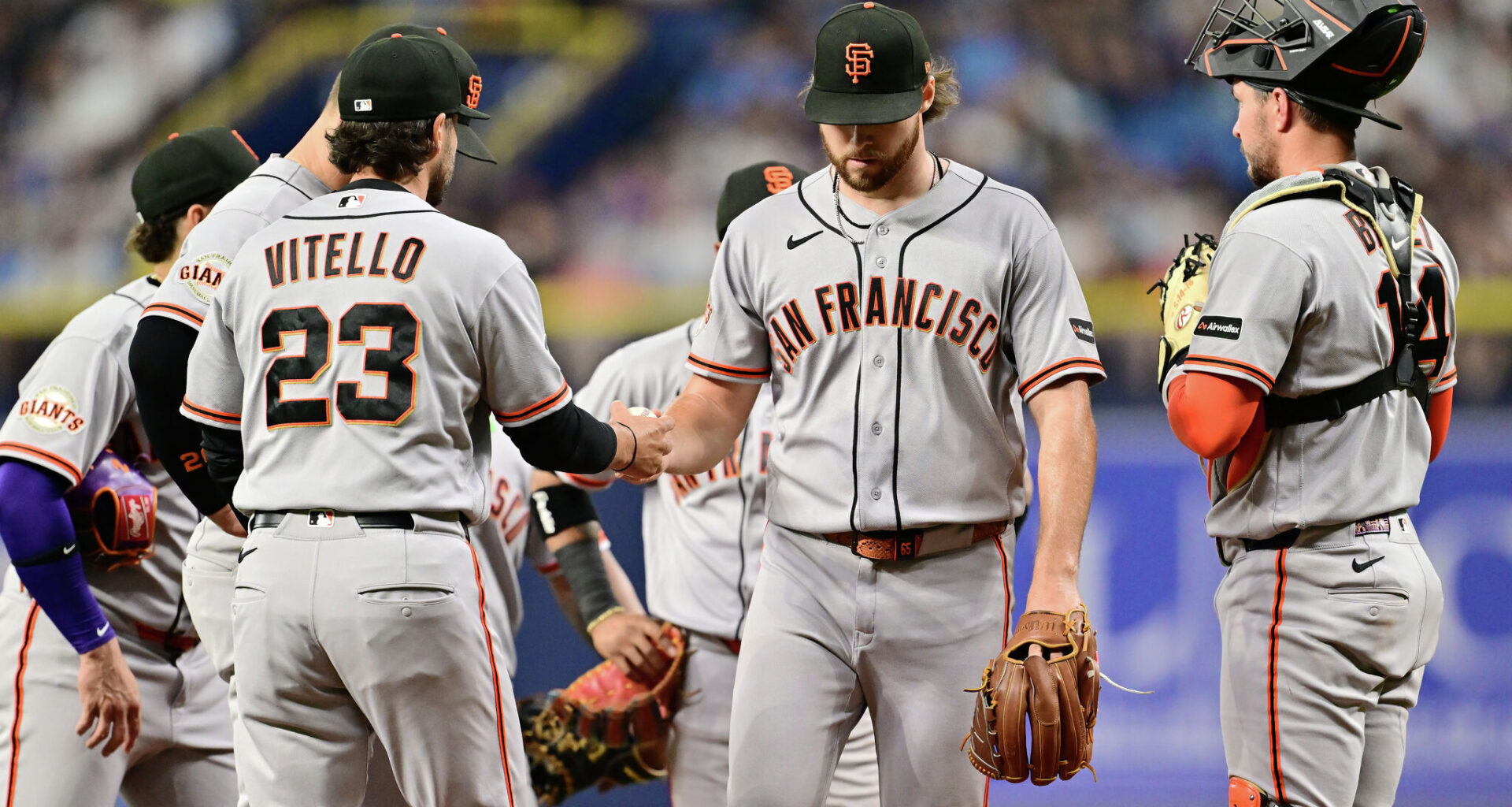 SF Giants broadcaster reacts to roster shake-up