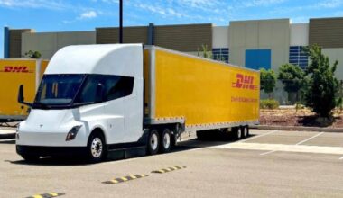 WattEV orders 370 Tesla Semis in largest California EV truck deployment