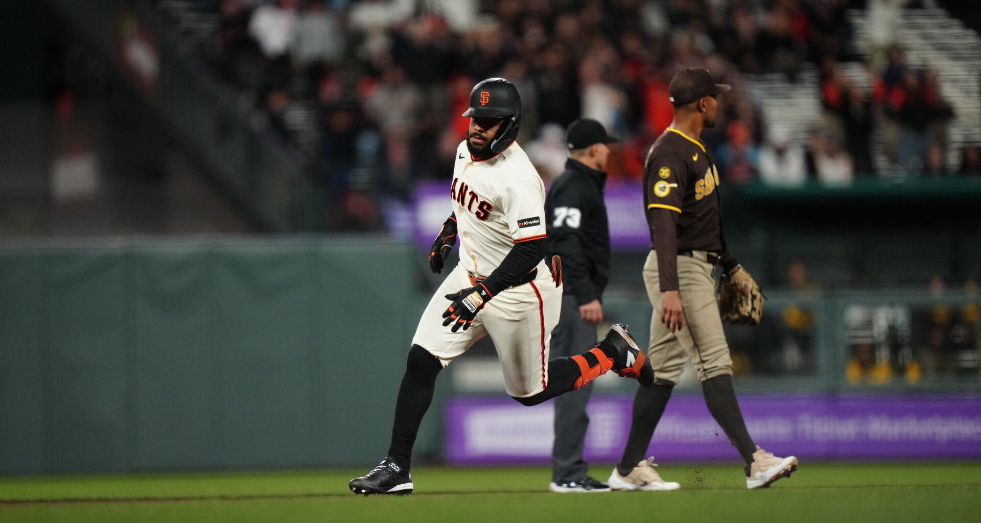 SF Giants hide 'F—k the Padres' in a new social media ad
