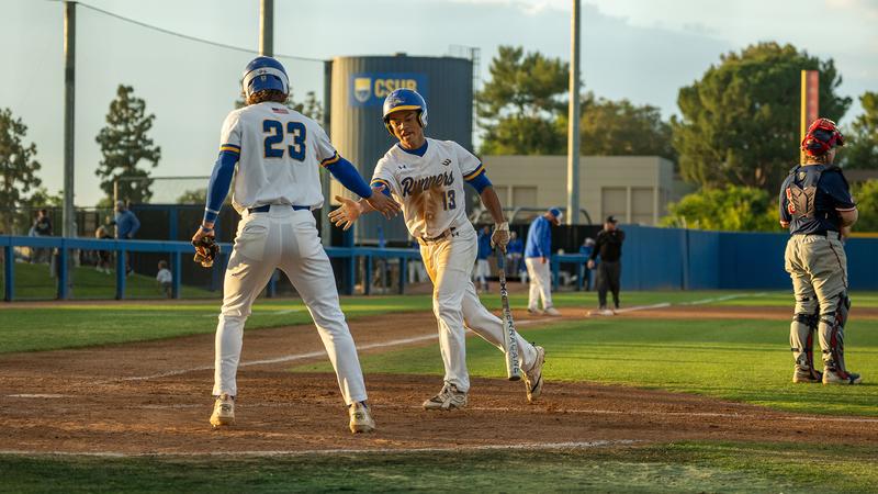 Roadrunners Take Down Fresno State, 6–2
