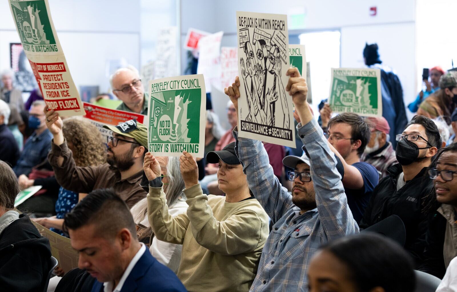 Flock plate readers to stay; Berkeley nixes surveillance expansion