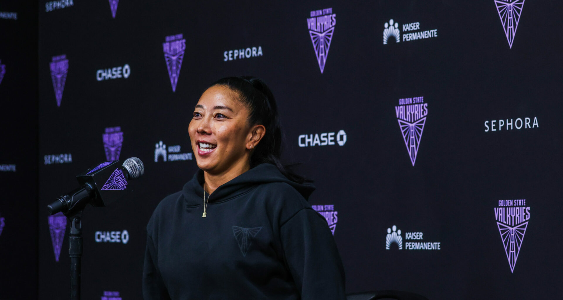 Valkyries coach says waiving Kate Martin was not easy call