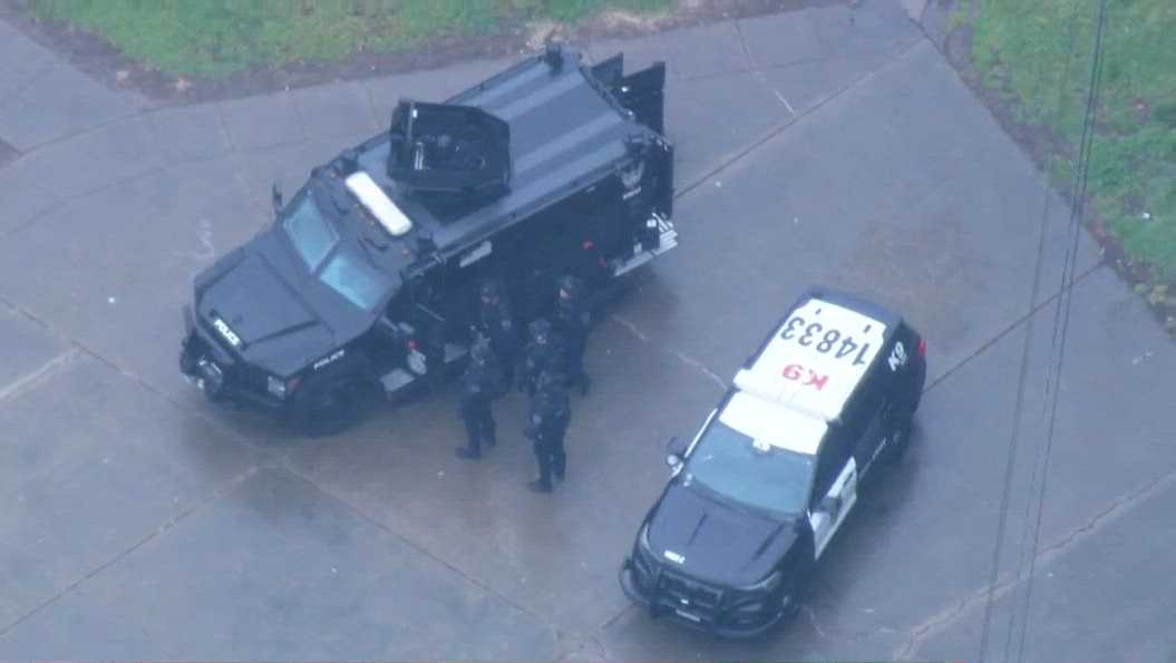 Man arrested after standoff in Sacramento had multiple sexual assault warrants