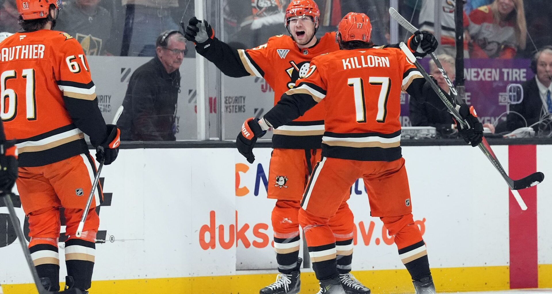 Killorn, Sennecke get big goals in Ducks' series-evening, 4-3 win over Golden Knights in Game 4