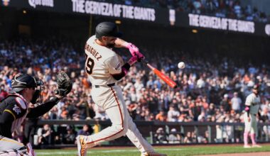 Jesús Rodríguez's RBI single helps the Giants rally to beat the Pirates 7-6 in 12 innings