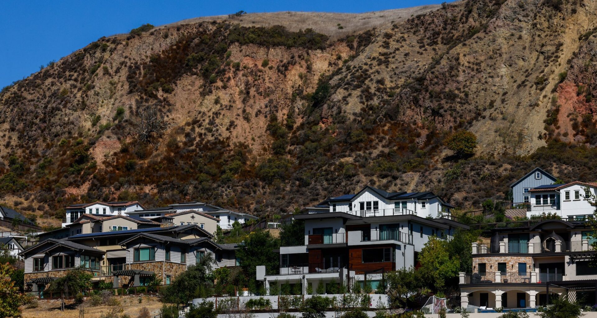 California’s second-largest home insurer to raise rates this fall