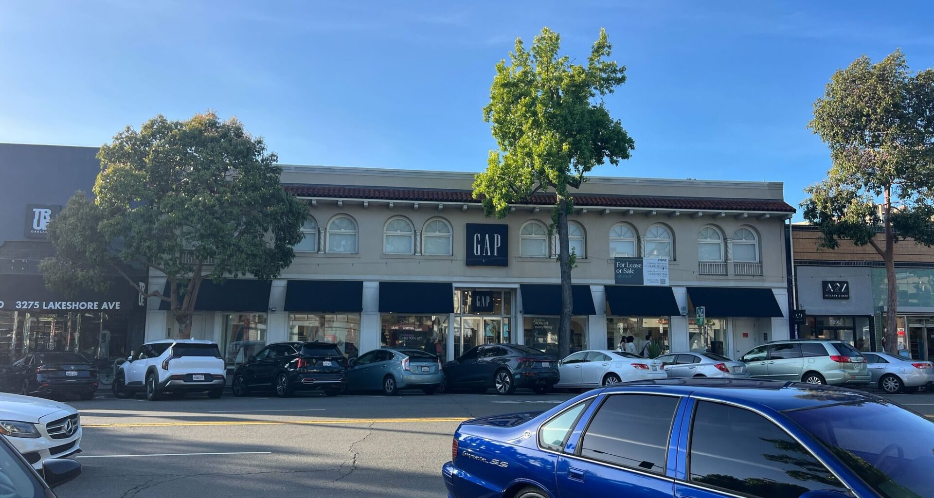 Major retailer to close its only store in Oakland