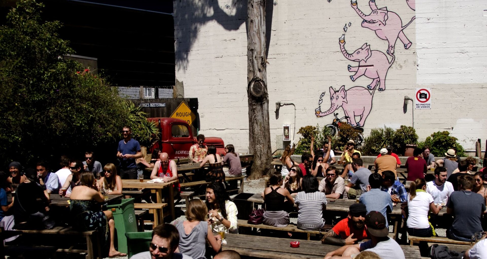 Smoking in SF outdoor bar patios could be banned under ordinance