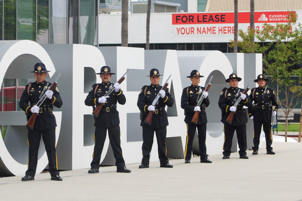Long Beach honored fallen police, firefighters during its annual memorial ceremony – Press Telegram