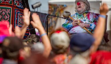 Why Gov. Gavin Newsom is honoring Wavy Gravy at 90