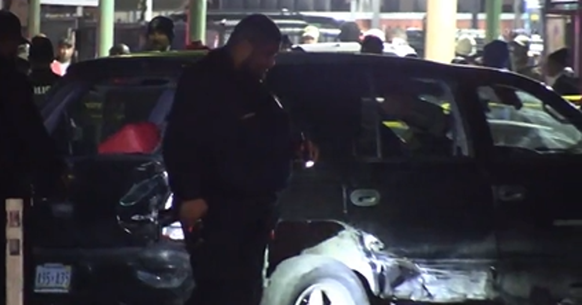 At least 3 killed when car plows into pedestrians in East Oakland