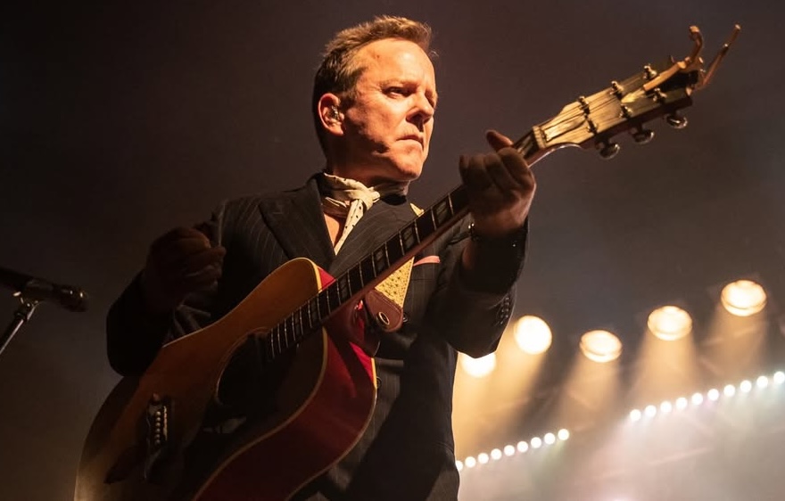 Kiefer Sutherland cancels tour over ‘very low’ ticket sales
