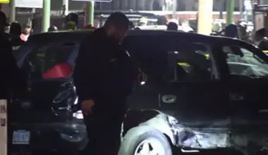 3 killed, several injured after car plows into pedestrians in East Oakland