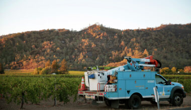 PG&E cuts power to 46,000 customers in Northern California