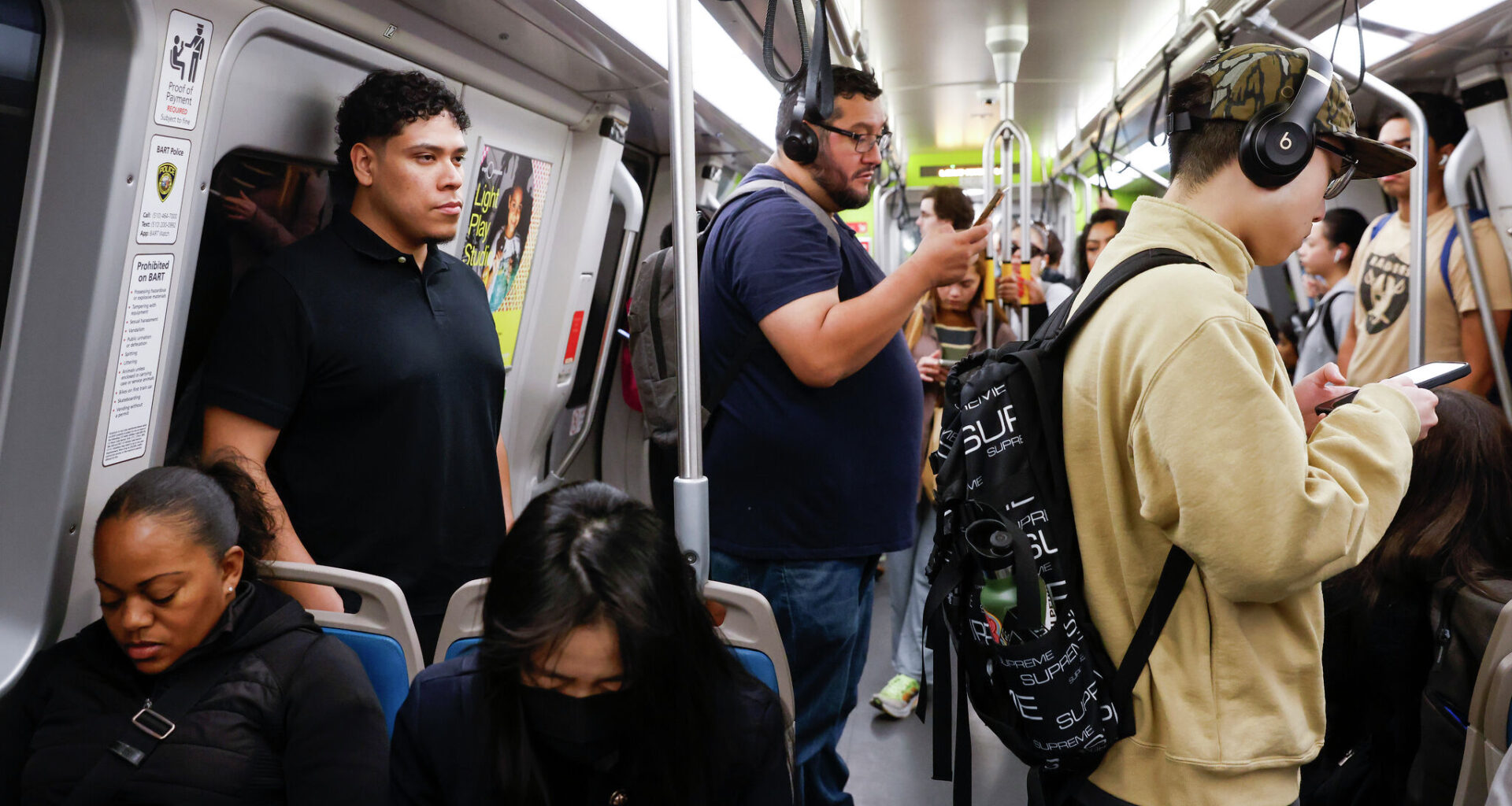 BART crime drop has riders using laptops in public again