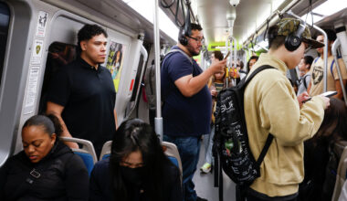 BART crime drop has riders using laptops in public again