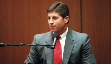 Mark Fuhrman, LAPD detective known for O.J. Simpson trial, dies at 74