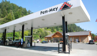 These 55 fuel stations let you circumvent California's high gas prices