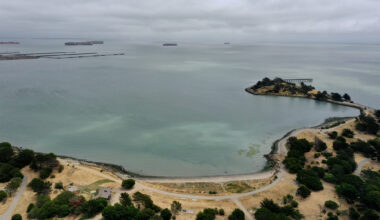 SF real estate is ridiculous. Auction sells three underwater parcels.
