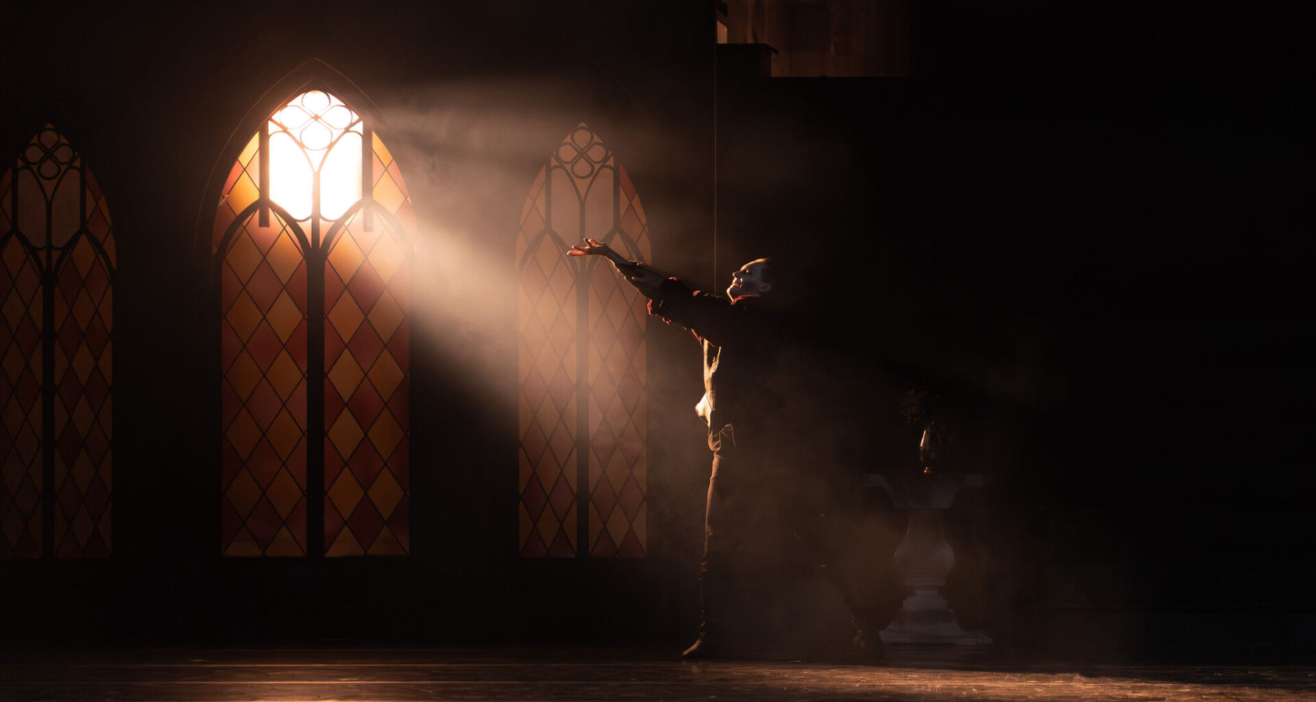Why are so many Bay Area theaters staging ‘Dracula’ in 2026?