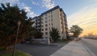 Executive Towers at Lido settles over alleged discrimination involving emotional support animals