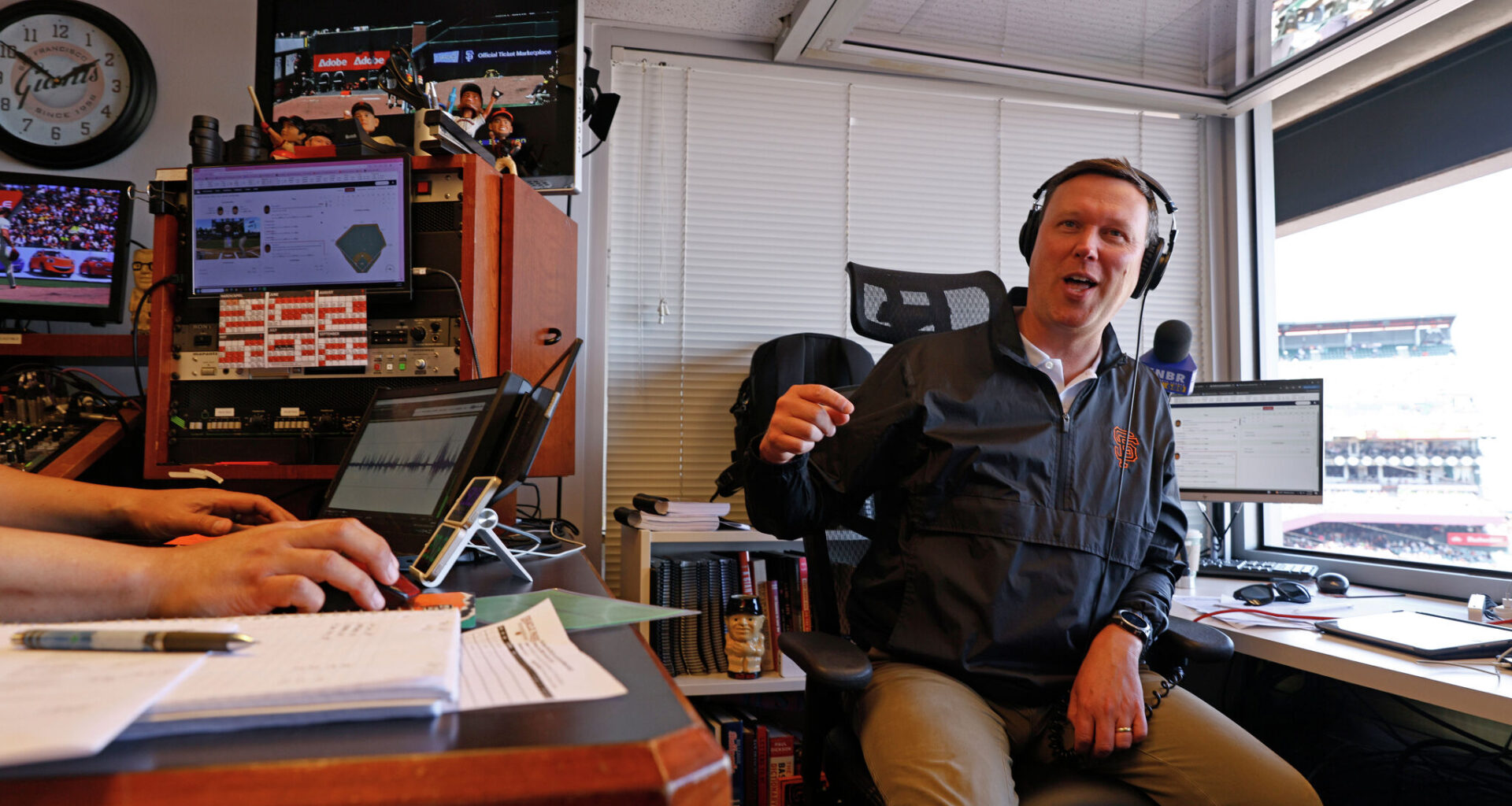 Giants broadcaster Dave Flemming joins NBC Sports to call play-by-play