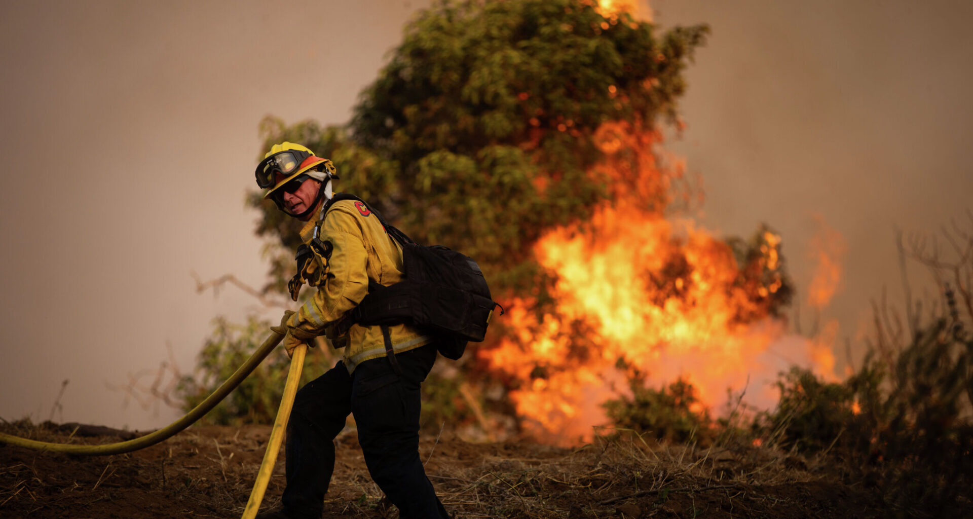 California’s Sandy Fire burns close to former nuclear site