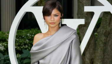 Zendaya and Tom Holland adopt a dog in Oakland
