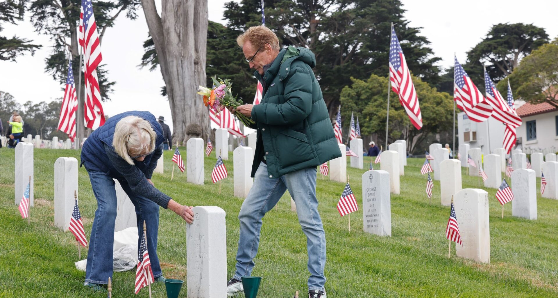 Hundreds gather at S.F. Memorial Day ceremony to honor fallen