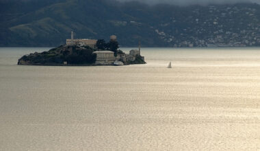'Traumatic': SF ferry to Alcatraz slams into Pier 31