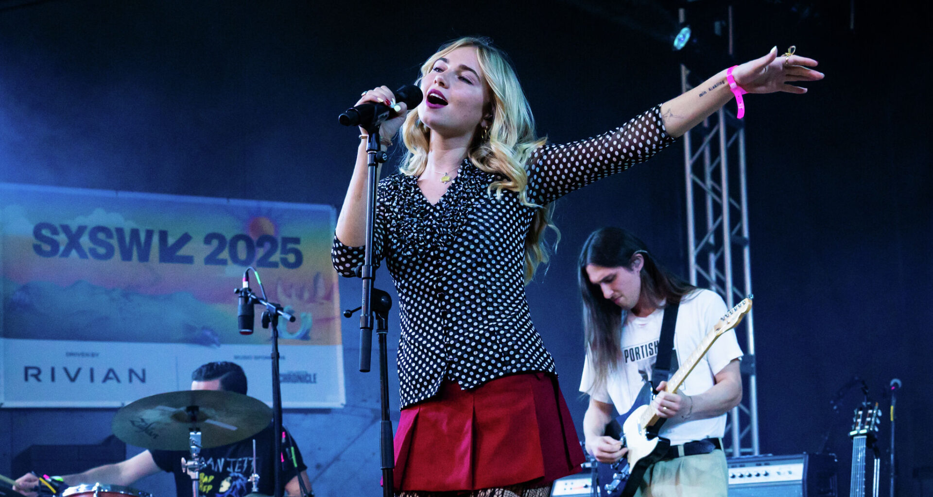 Claire Rosinkranz brings a slice of girlhood to San Francisco