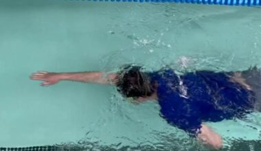 Oakland County swim school offering course to help adults learn to swim at their own pace