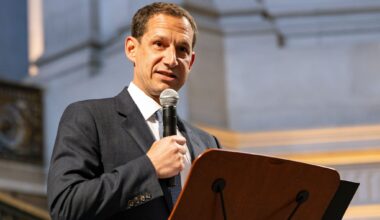 Adult filmmakers seek Daniel Lurie lookalike for gay porn