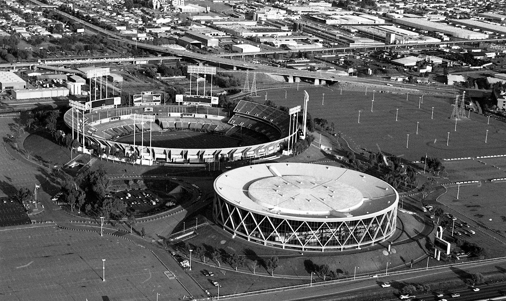 Private equity-backed developer in talks to buy Oakland Arena