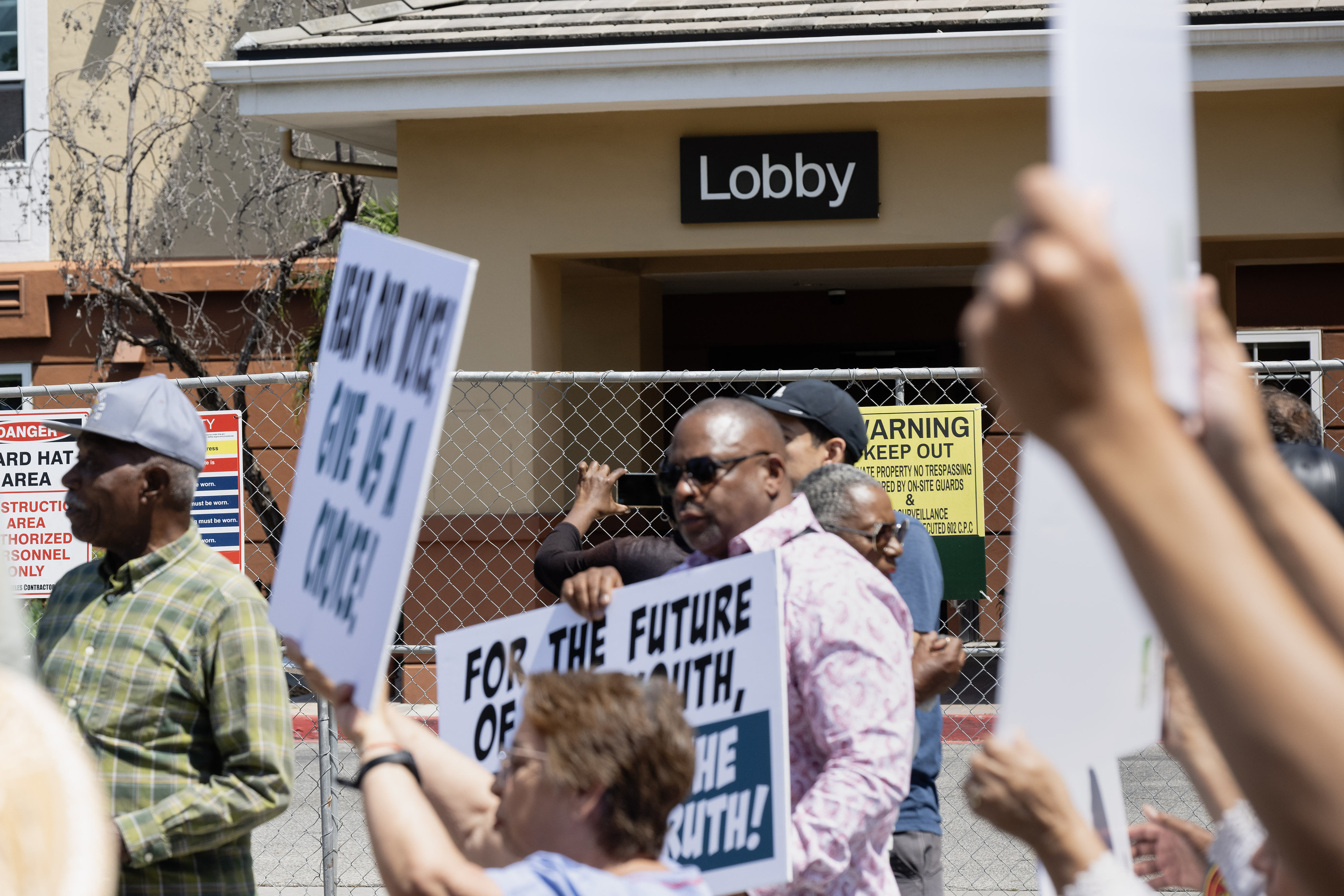 The City of Carson hosts a special meeting and march...