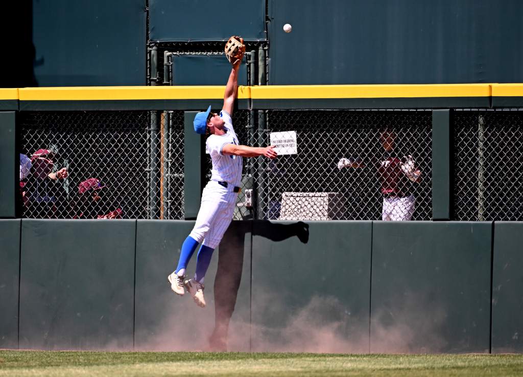 No. 1 UCLA baseball stunned by Saint Mary’s to open NCAA Los Angeles Regional – Daily News