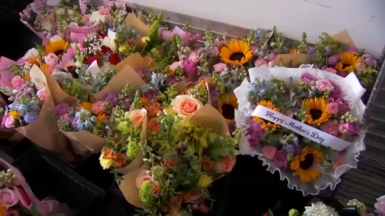 'Experiences over things': Mother's Day is being celebrated differently this year as prices rise