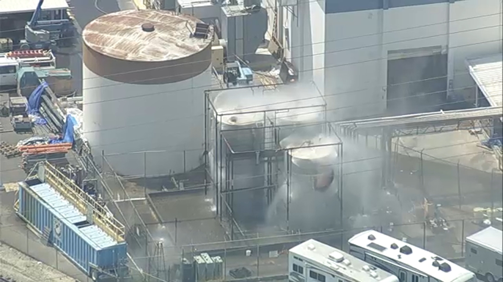 Garden Grove chemical tank emergency: Tank leaking toxic chemicals in Orange County will spill or explode, officials say