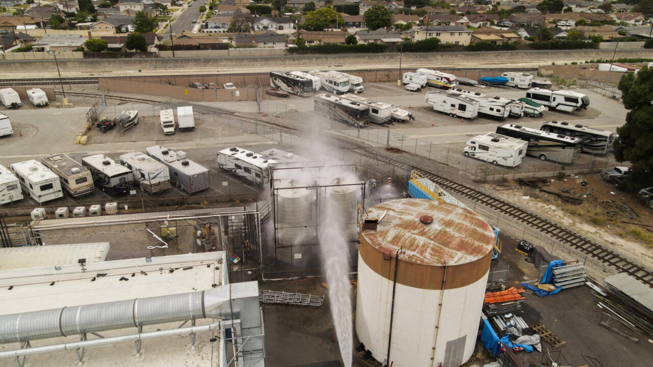 California declares state of emergency after toxic leak threatens thousands of residents