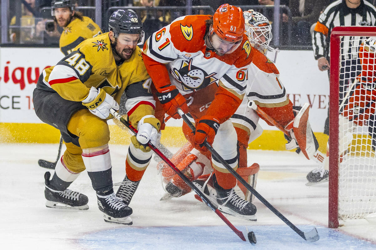Golden Knights center Tomas Hertl (48) attempts to shoot close in against Anaheim Ducks left wi ...