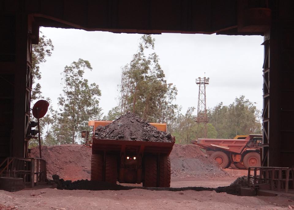 McEwen Inc. (MUX) Receives $49.4 Million Dividend from San José Mine