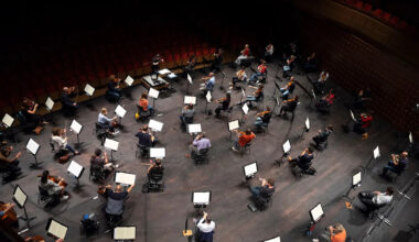 Elim Chan hired as San Francisco Symphony's first female music director