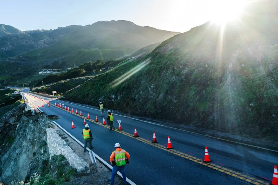Workers expanding US Highway 1 due to a collapsed southbound lane in Big Sur, California. The Washington Post via Getty Images