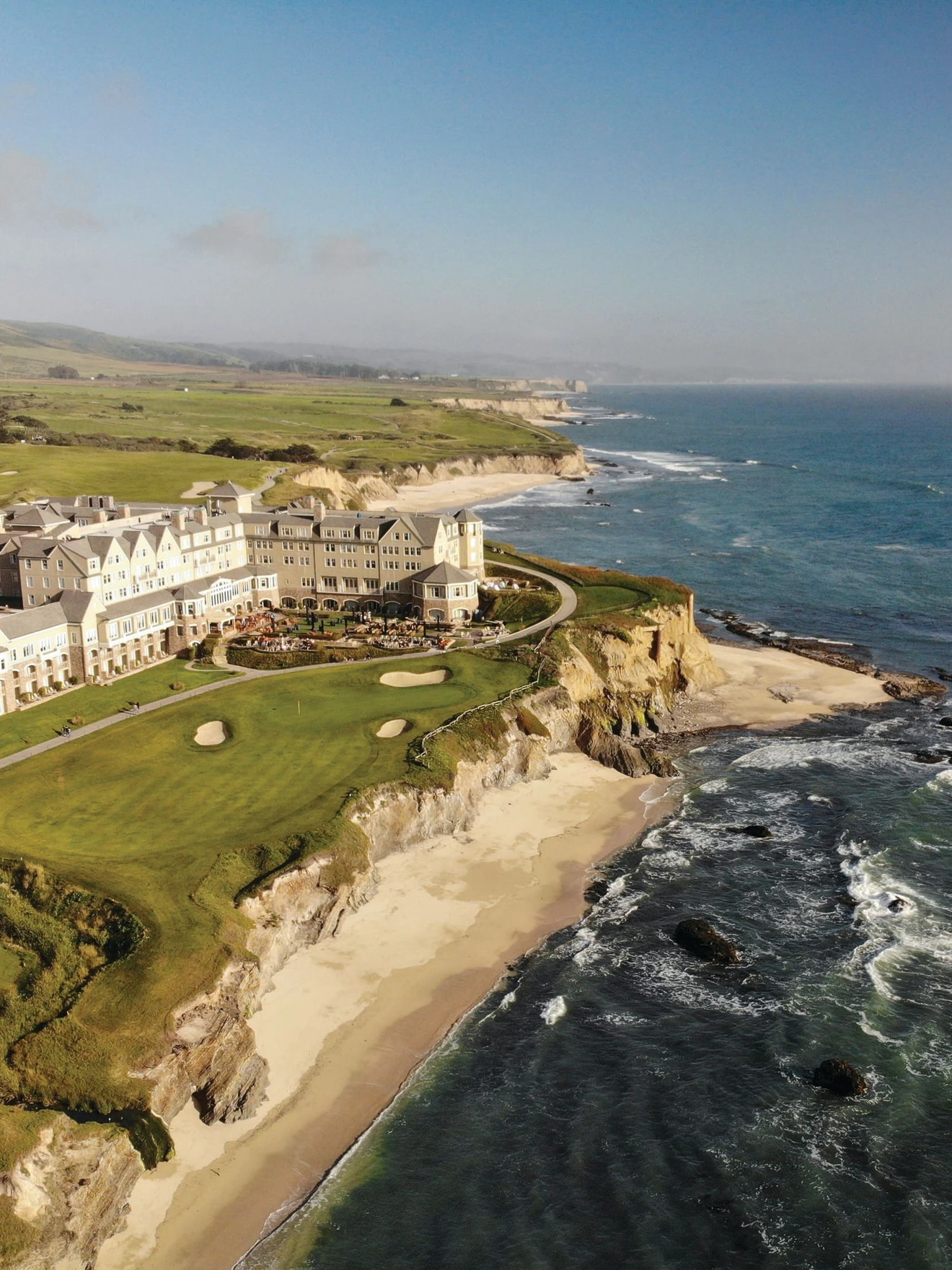 The Ritz-Carlton, Half Moon Bay offers dreamy golf vistas. PHOTO COURTESY OF RITZ-CARLTON HALF MOON BAY