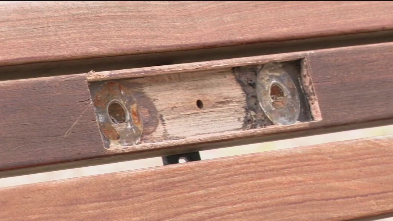 Thieves steal bronze plaques off Alameda park benches