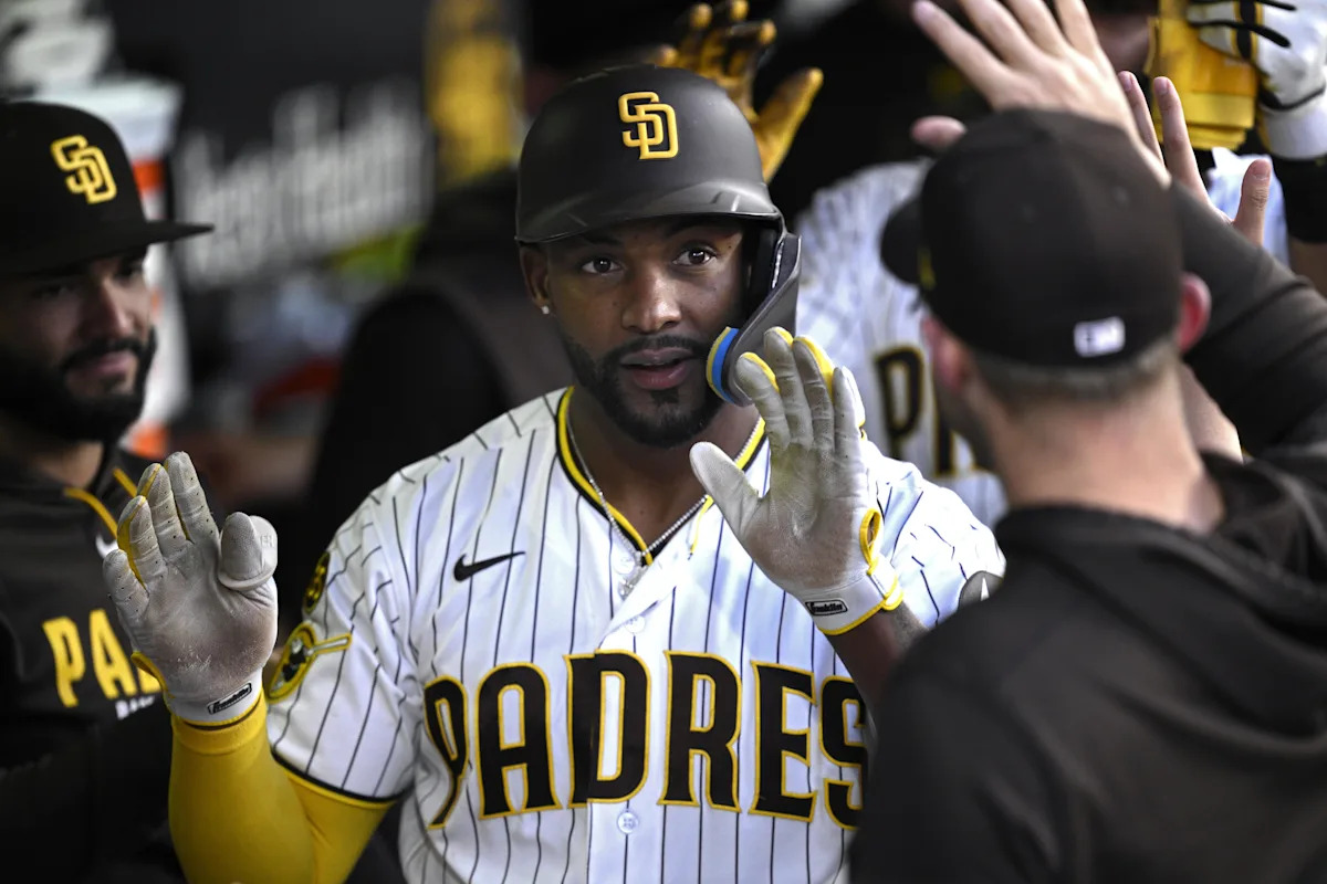 Good Morning San Diego: Ninth inning error leads to loss for Padres