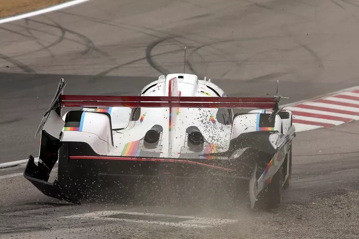 #6 Porsche Penske Motorsport: Laurens Vanthoor, Kevin Estre