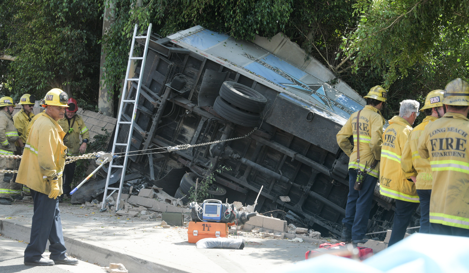 Man charged with manslaughter in crash that sent truck careening through wall • Long Beach Post News