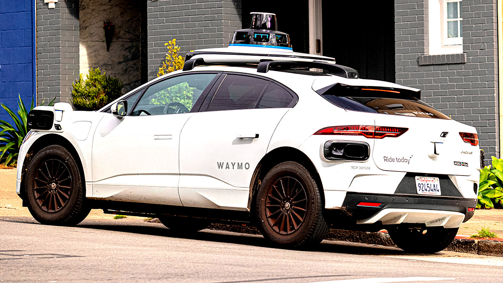 Waymo’s Robotaxi Made It To San Jose, His Luggage Made It To San Francisco